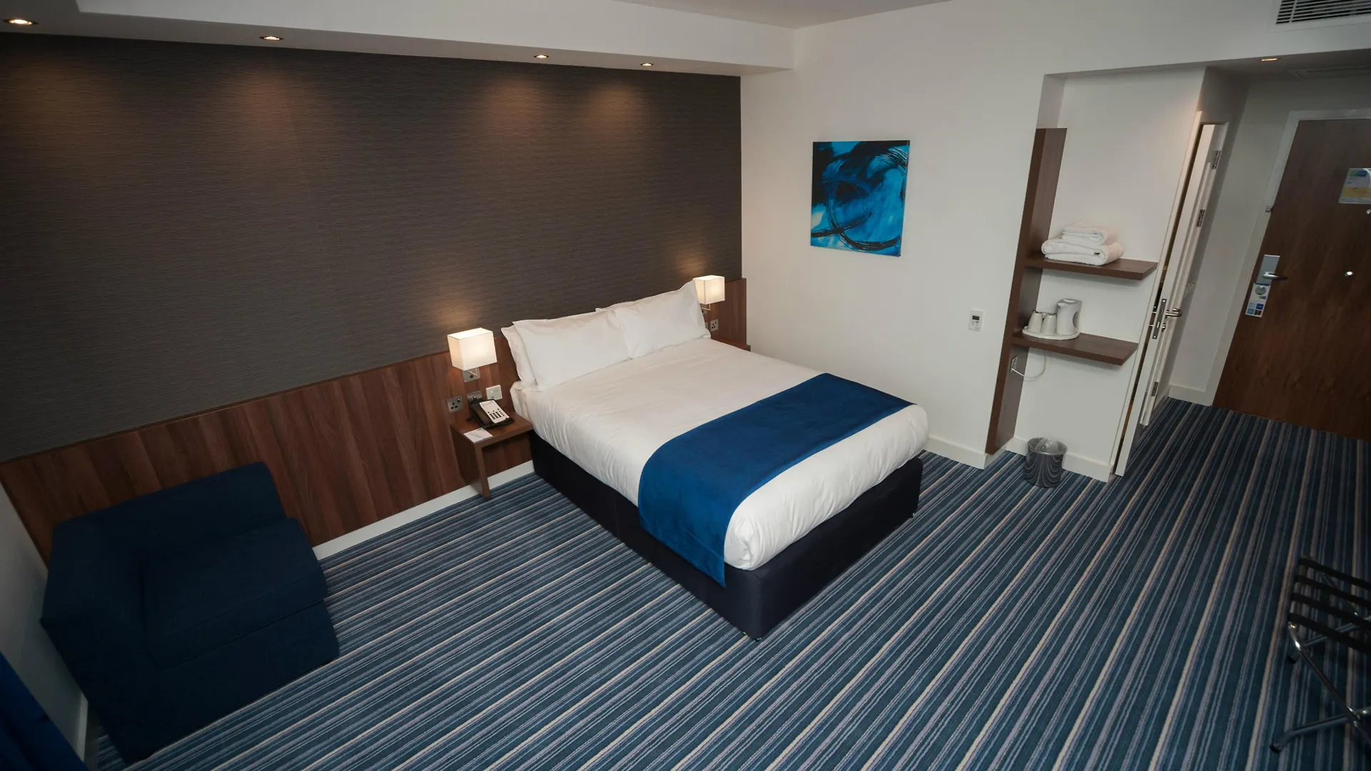 Hotel Holiday Inn Express Aberdeen Airport By Ihg Dyce