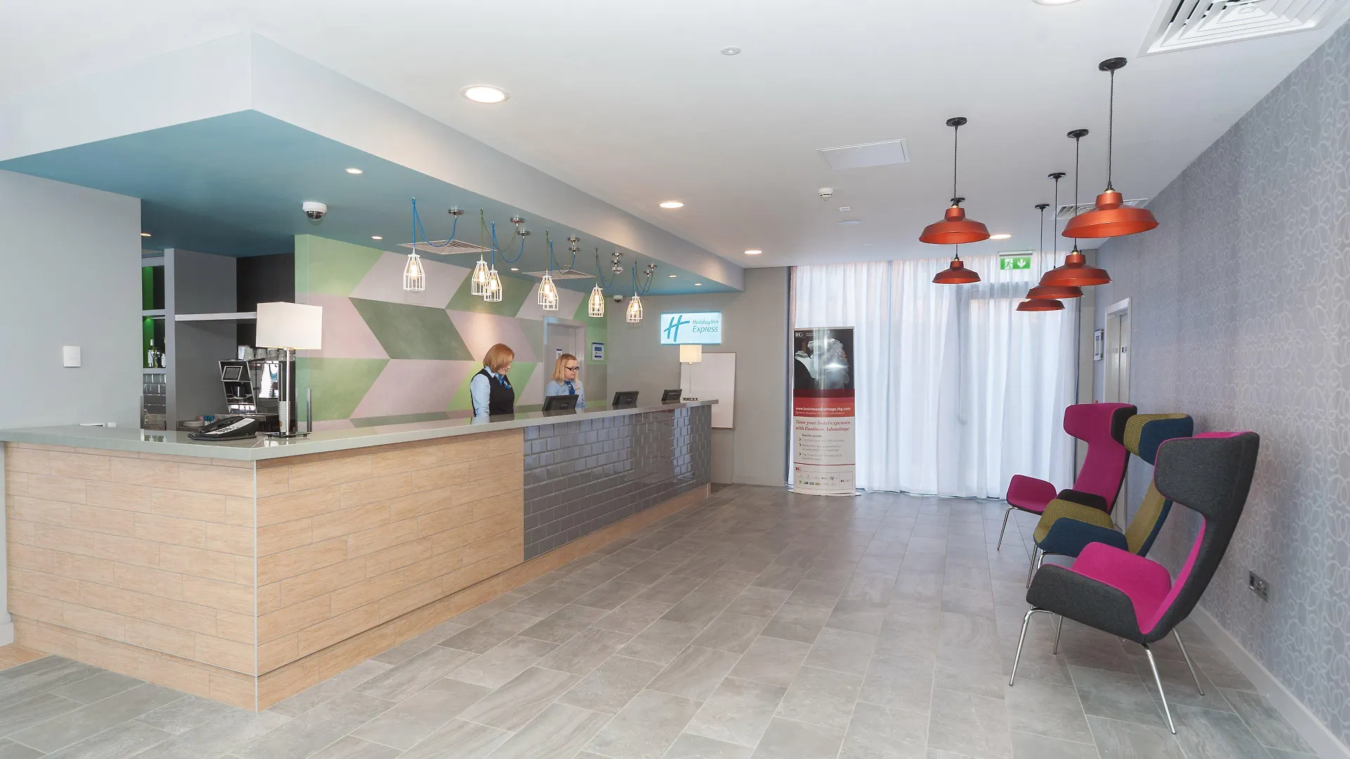 Hotel Holiday Inn Express Aberdeen Airport By Ihg Dyce