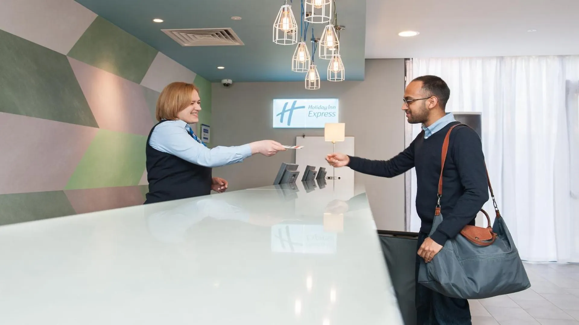 Holiday Inn Express Aberdeen Airport By Ihg Dyce