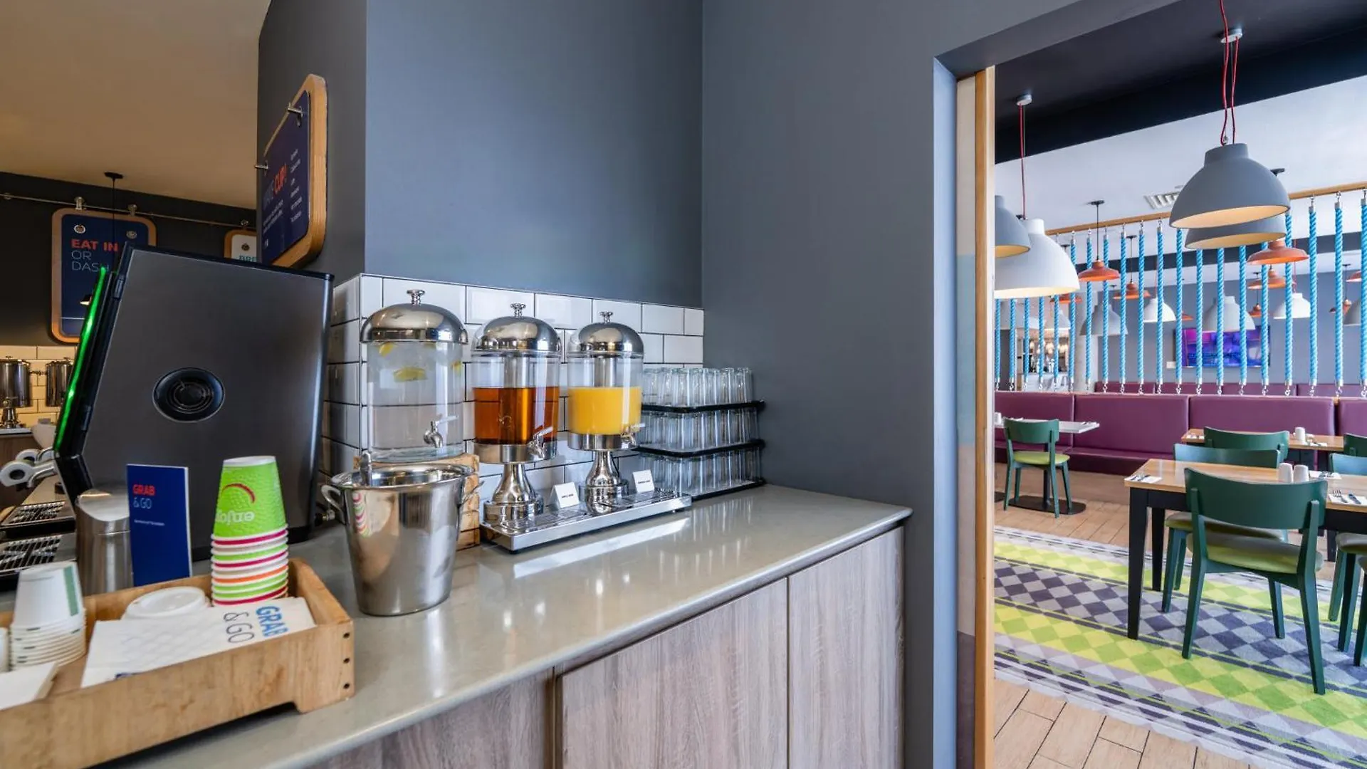 Holiday Inn Express Aberdeen Airport By Ihg Dyce Hotel